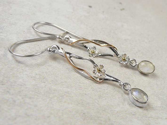 Silver Earrings - Flower and Rainbow Moonstone