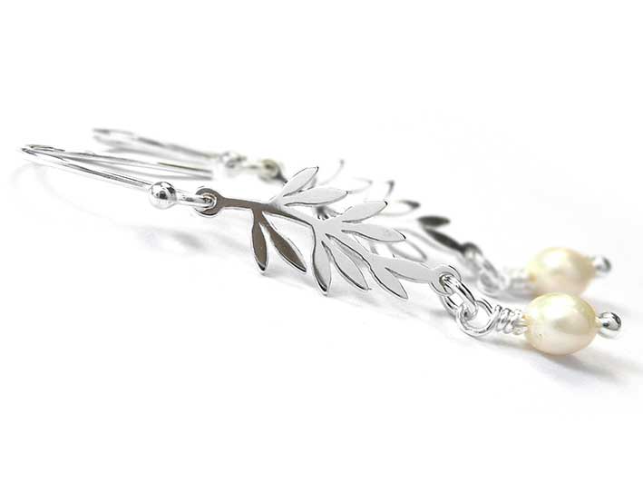 Freshwater Pearl Earrings - Olive