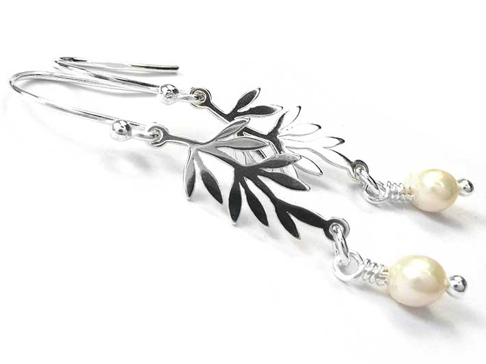 Freshwater Pearl Earrings - Olive