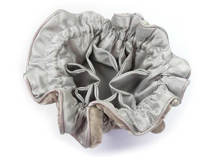 Velvet Jewellery Pouch - Pale Mink
