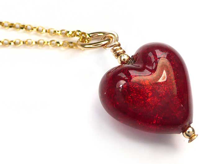 Murano Glass Heart Pendant - Gold Ruby Small