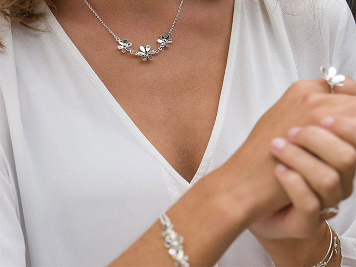 Silver Necklace - Flower Trio
