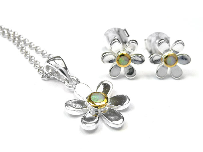 Silver Earrings - Pretty Daisy Opal