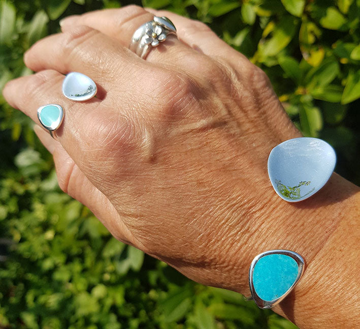 Silver Bangle - Turquoise Pebble